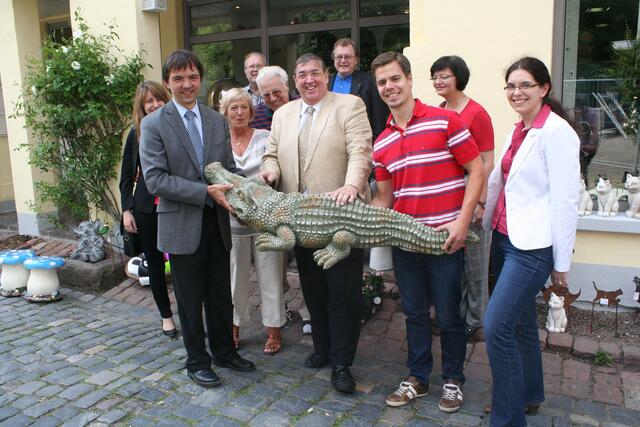 Krokodile können "bissig" sein - was allerdings kein Wesenzug von Karl Lamers ist.   