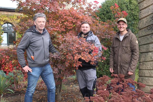 Aziz Dibrani Aziz (Mitte)