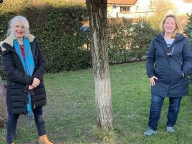 Reichert, Katharina (re.) und Lucy Frank