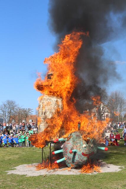 Eine gute Botschaft - das Coronavirus wurde "zerstört".