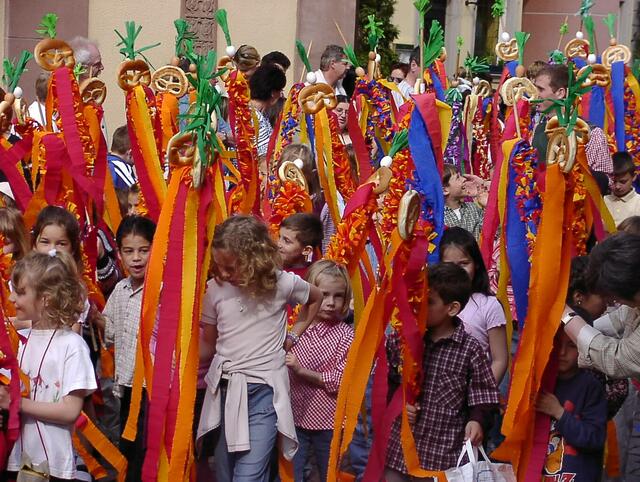 Haben nichts an ihrer Attraktivität eingebüßt: die typischen Ladenburger Sommertagsstecken... 