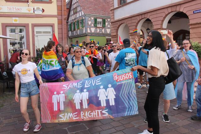 Gleiche Liebe - gleiche Rechte - war die Botschaft der JUSOS. 