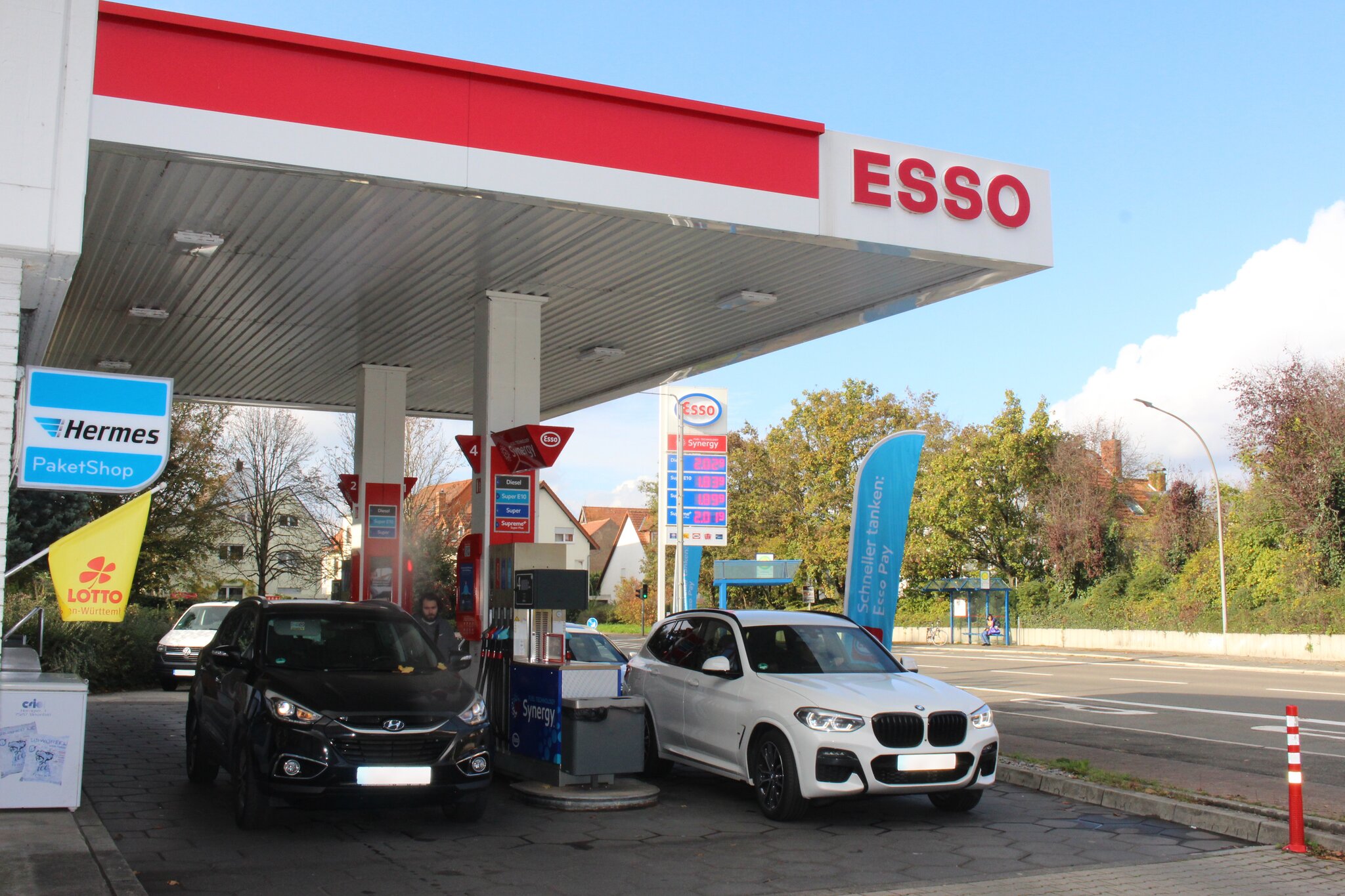 Esso Tankstelle Dortmund Flughafen Parken www.weikmedien.de