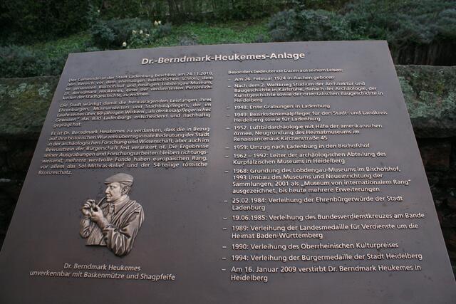 Die Bernmark-Heukemes-Anlage erinnert an die herausragenden Verdienste des Archäologen.