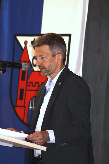 Für Bürgermeister Stefan Schmutz ist Sport wichtiger Kitt des gesellschaftlichen Zusammenhalts. Er erinnerte aber auch an jene, die hinter den Erfolgen stehen.