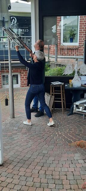 Wer schießt den Vogel ab? | Foto: Kristin Hätterich