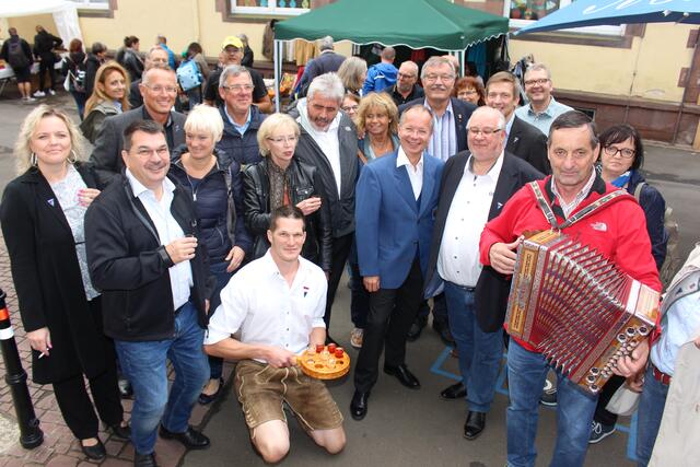 Beim Altstadtfest sorgen die Paternioner Schnapserl immer wieder für ausgelassene Stimmung. 