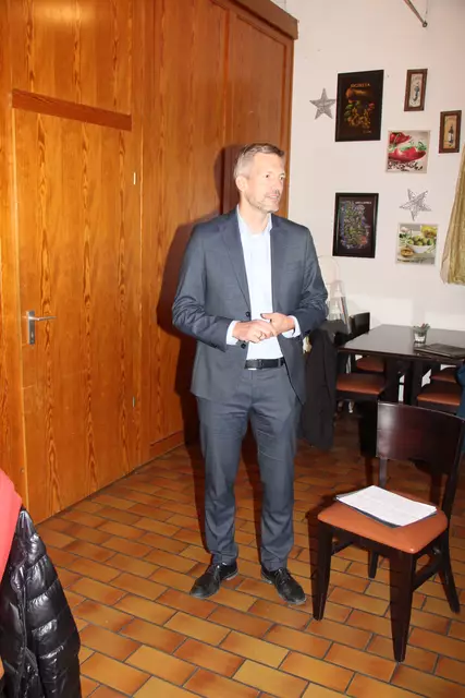Richtet seinen Blick in die Zukunft – Ladenburgs Bürgermeister Stefan Schmutz.