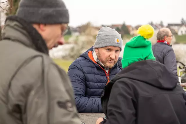 Hauptorganisator Marius Wenzel bei der Einteilung und Zuweisung der Gebiete. | Foto: Markus Weik