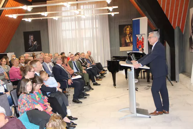 Landrat Dallinger ist sicher, Ladenburg wird acht weitere erfolgreiche Jahre erleben. 