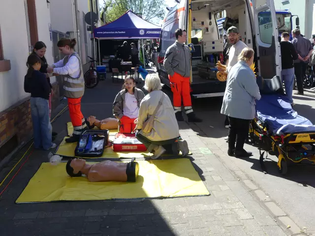 Auf der Vogesenstrasse gab es ein vielfältiges Angebot wie hier bei den Hilfskräften. | Foto: Schatz