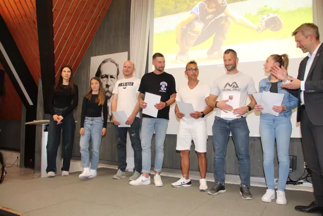 Die Hundesportler räumten kräftig ab. 