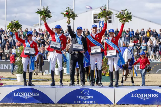 Im vierten Anlauf schaffte das Deutsche Team den Sieg im Nationenpreis. | Foto: Lafrentz