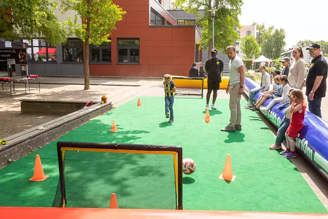 Der FV03 hatte einen Fußballparcour aufgebaut. | Foto: Markus Weik