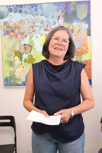 Silke Peters, die Vorsitzende des Ladenburger Kunstvereins, begrüßte Künstler und Gäste
