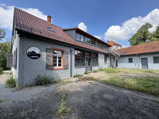 Die Türen bleiben für die Jugendlichen in Ladenburg erst ein mal zu - bis hoffentlich ein neues tragfähiges Konzept für "Die Kiste" erarbeitet und umgesetzt wurde.