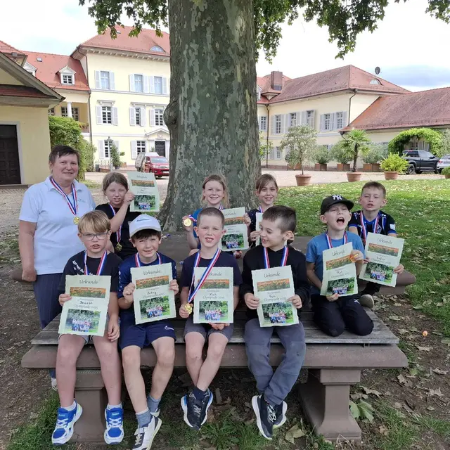 Bei der Kinderolympiade gab es nur Goldmedaillen-Gewinner | Foto: LF