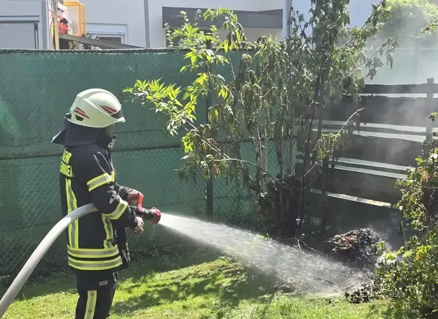 Rechtzeitiger Einsatz verhinderte Schlimmeres... | Foto: FWEN