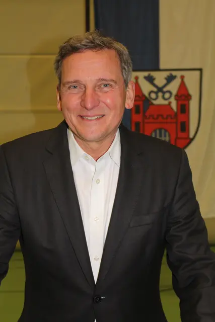 Ernst Peters ist ein verlässlicher Kommunalpolitiker mit vielen Talenten.