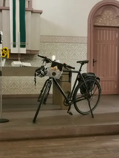 "Schildi" (im Fahrradkorb) durfte natürllich nicht fehlen. | Foto: Schatz