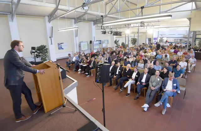 Bürgerinfo zur Konversionsfläche in Neu-Edingen | Foto: Marcus Schwetasch