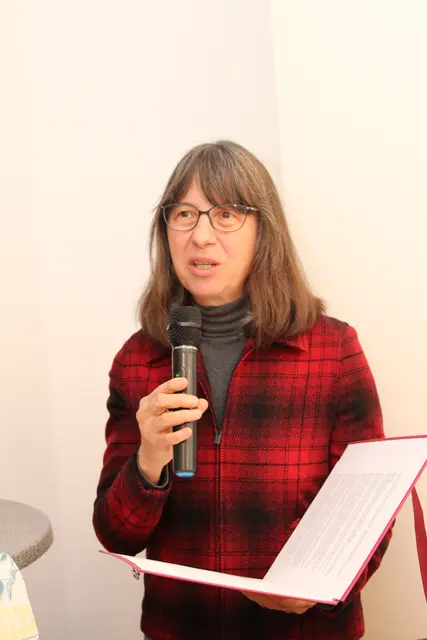 Auch Dekanin Ute Jäger-Flemming war zum Gratulieren gekommen.