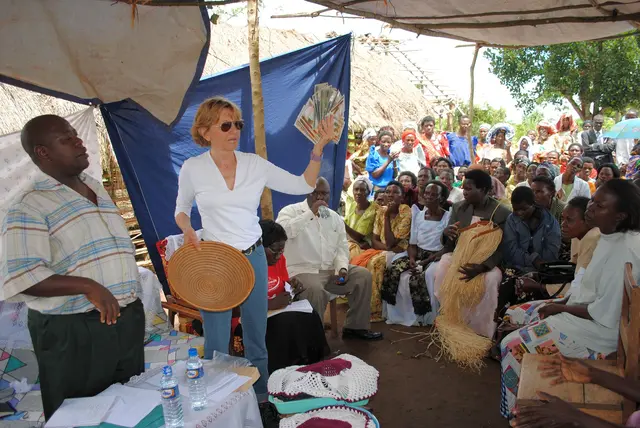 Geldspenden gab es von den Freunden Ugandas nicht – der Verein wählte das System der Anschubfinanzierung durch Kleinkredite, die zurückgezahlt werden mussten. 