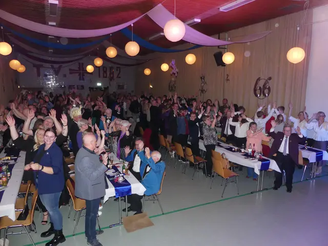Von Anfang an herrschte im Saal eine super Stimmung. | Foto: Schatz