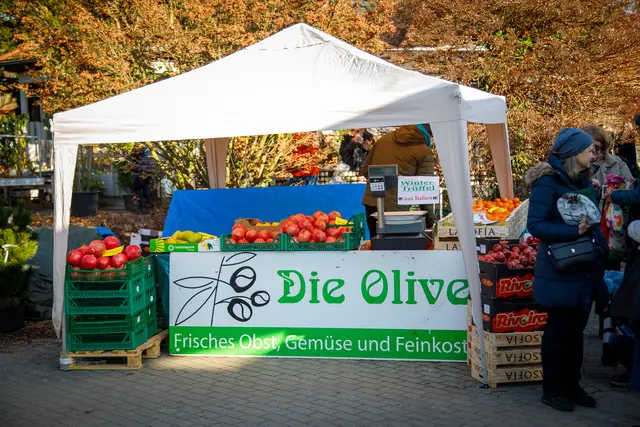 Auch "Die Olive" war unter den Ausstellern und überzeugte wie immer mit frischem Obst und Gemüse.