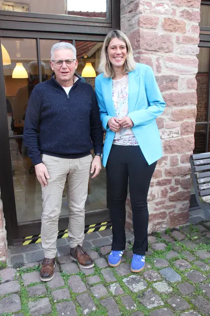 Wurden im „Doppelpack“ einstimmig gewählt. Die neue AWO-Vorsitzende Antje Geiter und ihr Stellvertreter Bernd Garbaczok. 