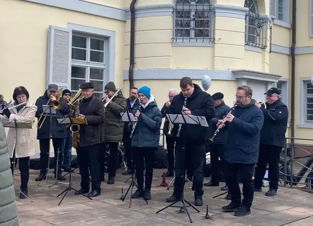 Mit einem klangvollen Ständchen gratulierte die  Musikvereinigung | Foto: MV