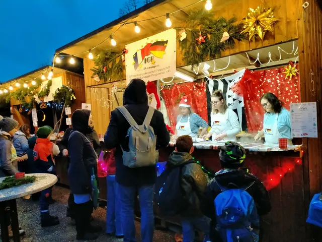 Weihnachtsmarkt im Schlosshof Neckarhausen: Die IGP-Crêperie ist von Beginn an dabei | Foto: IGP