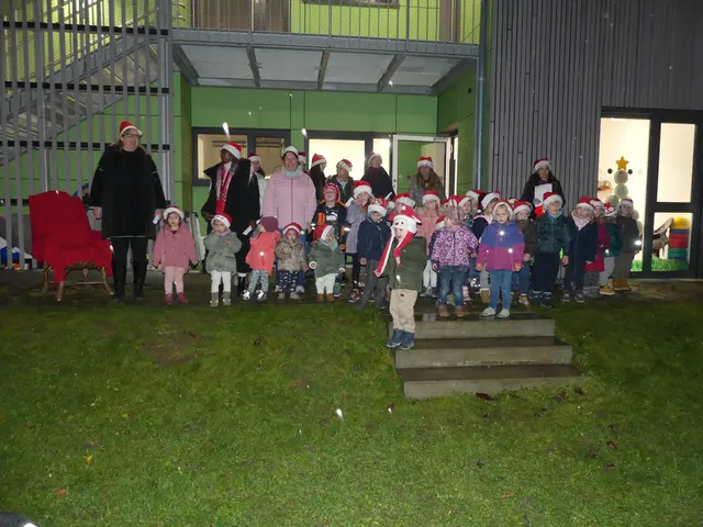 Die Kinder erfreuten die Besucher mit Liedern und Gedichten. | Foto: Schatz