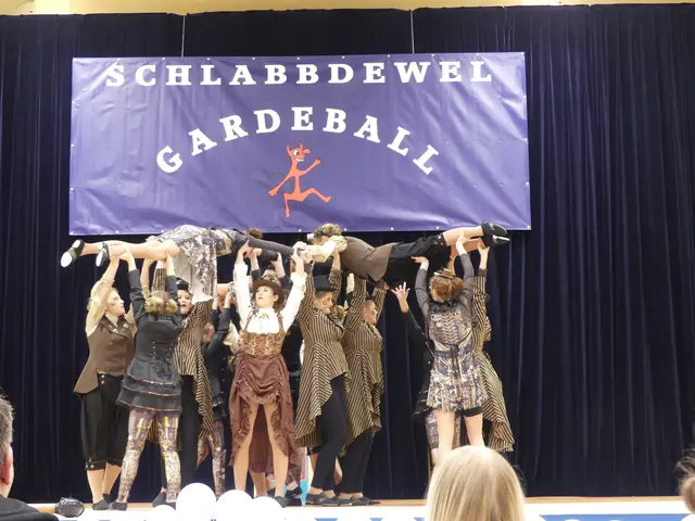 Neben den Märschen kamen vor allem die Schautänze beim Publikum bestens an. | Foto: Schatz