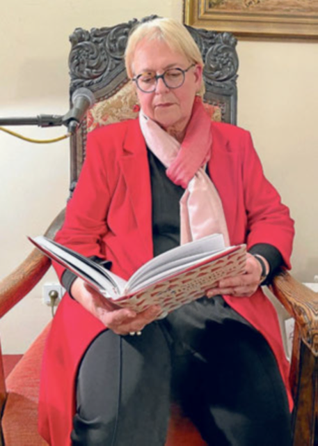 Dr. Inge Herold bei der Lesung  | Foto: Edda Nieber/RNZ