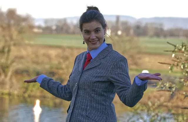 Jessica Vierling, unsere Direktkandidatin aus Edingen-Neckarhausen, für Edingen-Neckarhausen und in Edingen-Neckarhausen. Gute Kandidaten sind in ihrer Heimat aktiv. | Foto: Die PARTEI