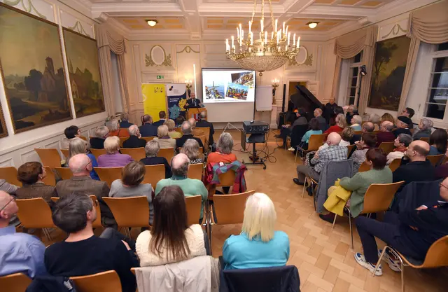 Wir feierten den Deutsch-Französischen Tag im Schloss Neckarhausen | Foto: Bild: Marcus Schwetasch