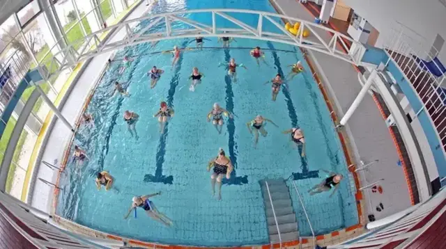 Wassergymnastik-Angebot im Freizeitbad  | Foto: Foto: Christoph Bluethner | MM