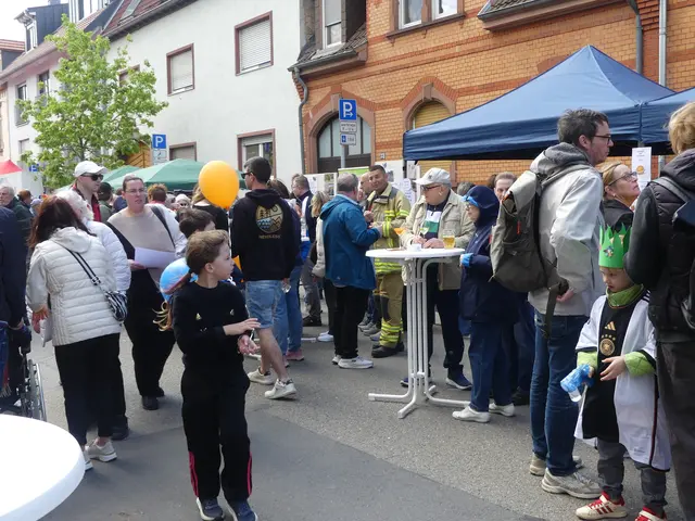 Zeitweise gab es kaum ein Durchkommen, so groß war der Andrang. | Foto: Schatz