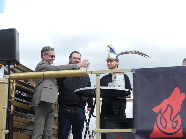 Ein Prosit auf ein erfolgreiches Frühlingsfest. | Foto: Schatz