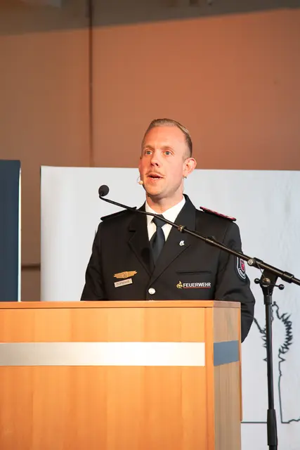 Kommandant Pascal Löffelhardt: „Wir sind die Feuerwehr. Wir retten, löschen, bergen und schützen!"