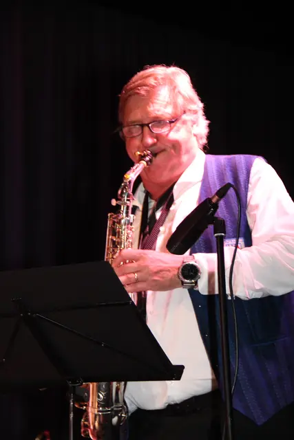 Glänzte mit einem phantastischen Saxophon-Solo: Ralf Weiser. 