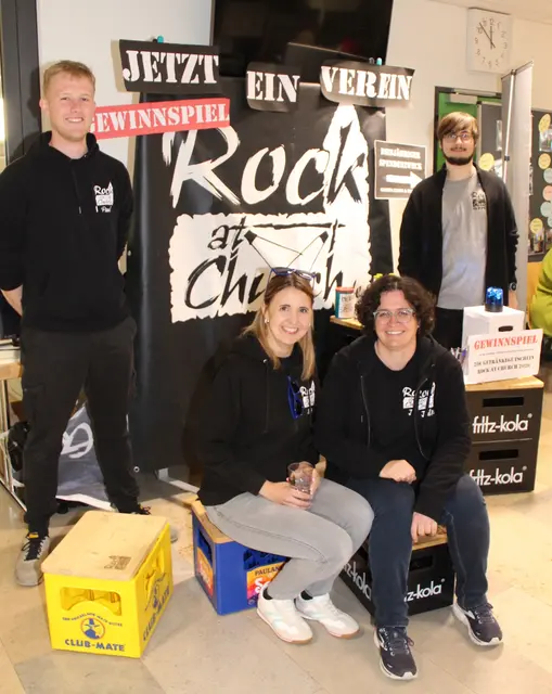 Das Team von Rock at Church hoffte auf neue Fördermitglieder.  | Foto: Sturm