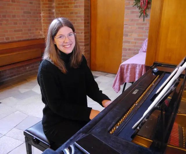Lara Sender leitet sehr erfolgreich sowohl die Kantorei als auch die Kinderchöre der Johannes-Calvin-Gemeinde. | Foto: zg