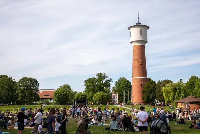 Der Sundowner unter dem Wasserturm – noch vier weitere Termine sind 2026 vorgesehen. 
