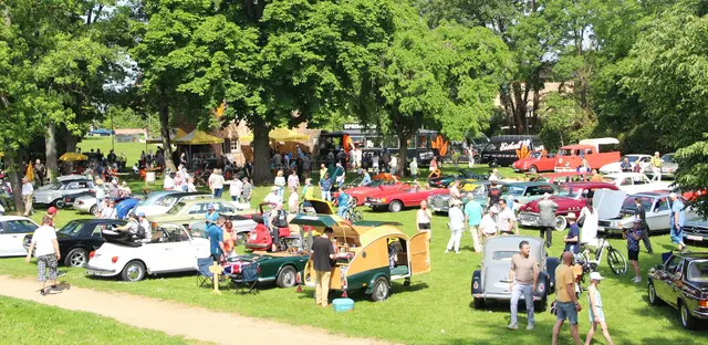 Oldtimer-Freunde kamen am Wochenende beim MSC-Oldtimertreffen im Benz Park auf ihre Kosten. 