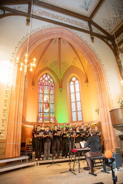 Der Chor – unter der Leitung von Christoph Beer – sorgte u. a. mit dem Song "Fix You" für echte Gänsehaut. 