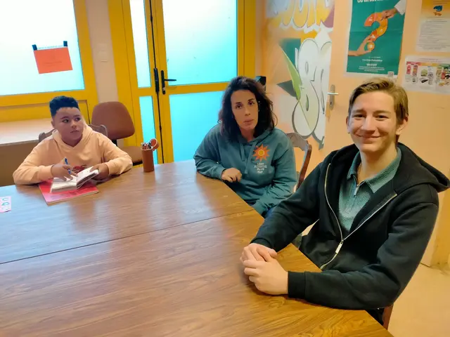 Deutsch-Französischer Freiwilligendienst in Plouguerneau: Jonah Gößler aus Neckarhausen unterstützt die Partnerschaftsarbeit, wie hier im Jugendzentrum "Espace jeunes". Wer hat Lust auf die Nachfolge? | Foto: IGP