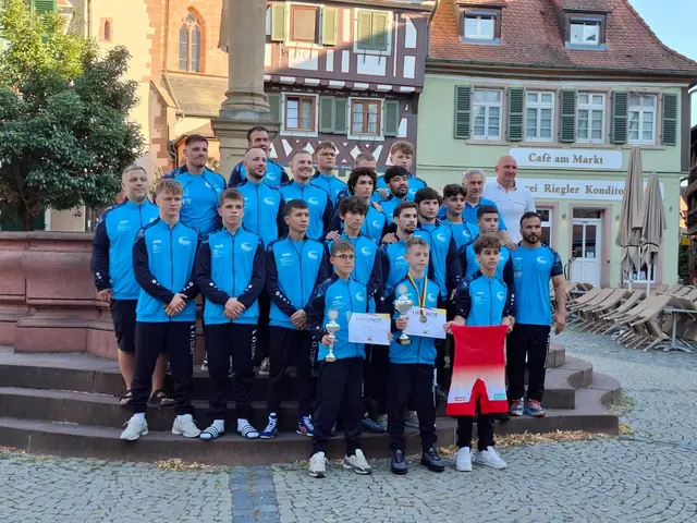 Teamfoto am Marienbrunnen
