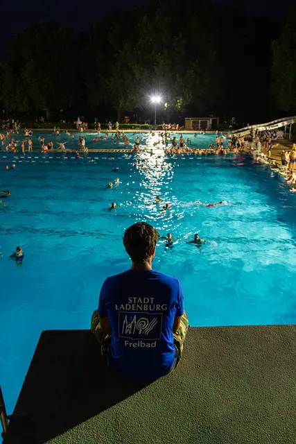 Tschüss, altes Schwimmbad. Wir sehen uns 2028 wieder!